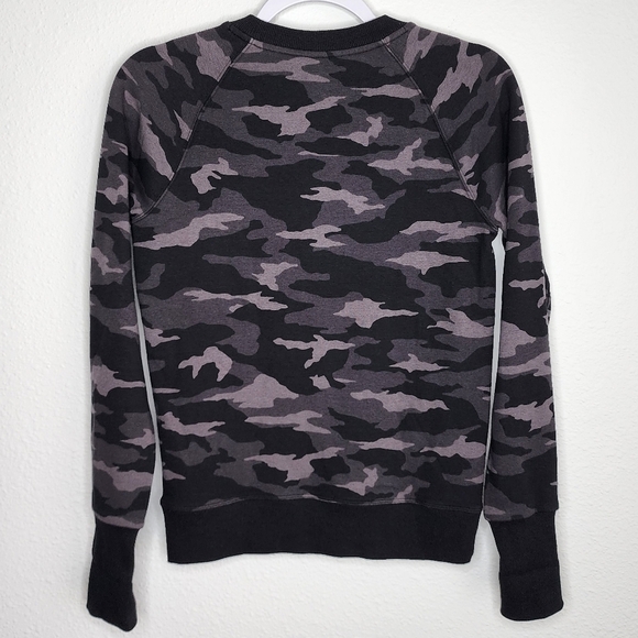 Athleta Triumph Camo Crewneck Sweatshirt Thumb Holes Black Gray XXS - Picture 6 of 12